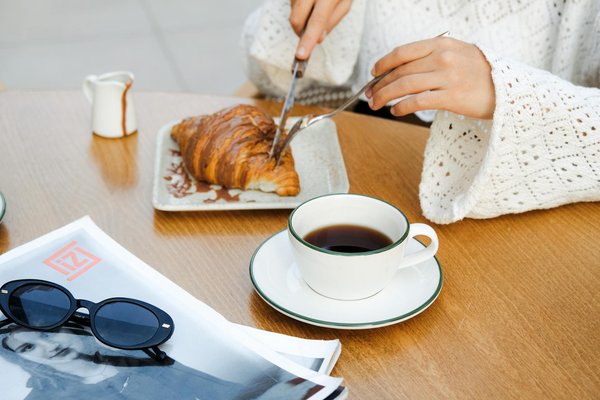 What Are the Rules for Wearing White to UK Social Events?